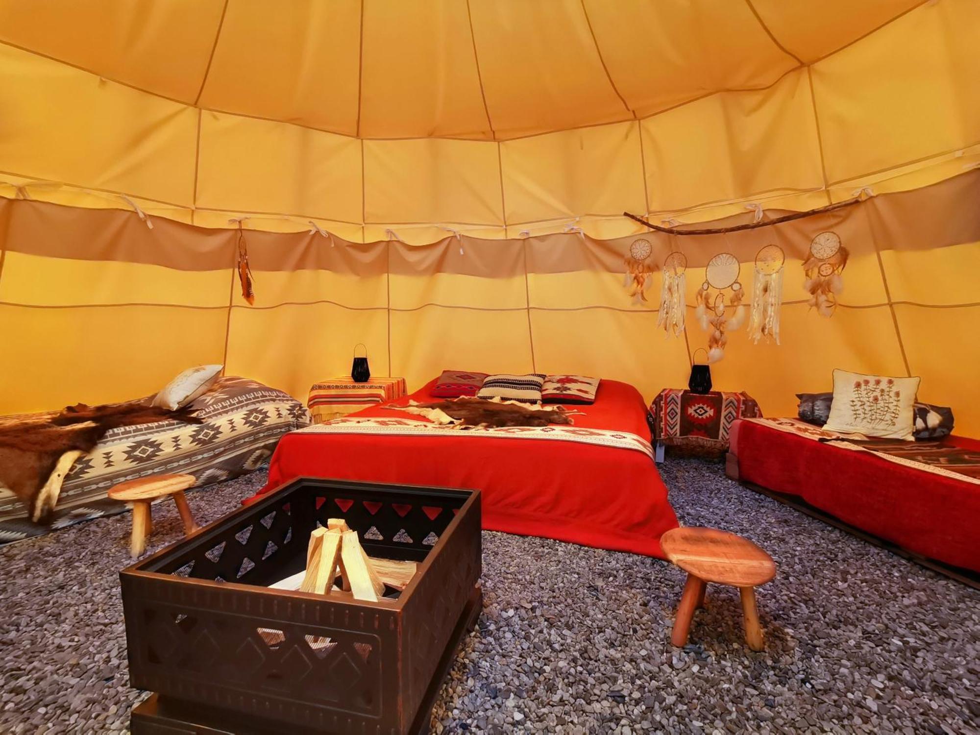 Hotel Teepee Camp Lounky Chodouny Esterno foto